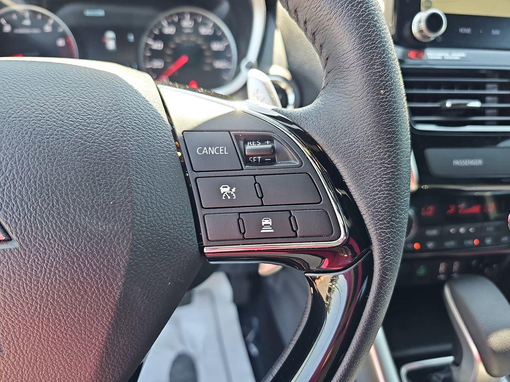 Used 2024 Mitsubishi Eclipse Cross SEL AWD/4WD image 22