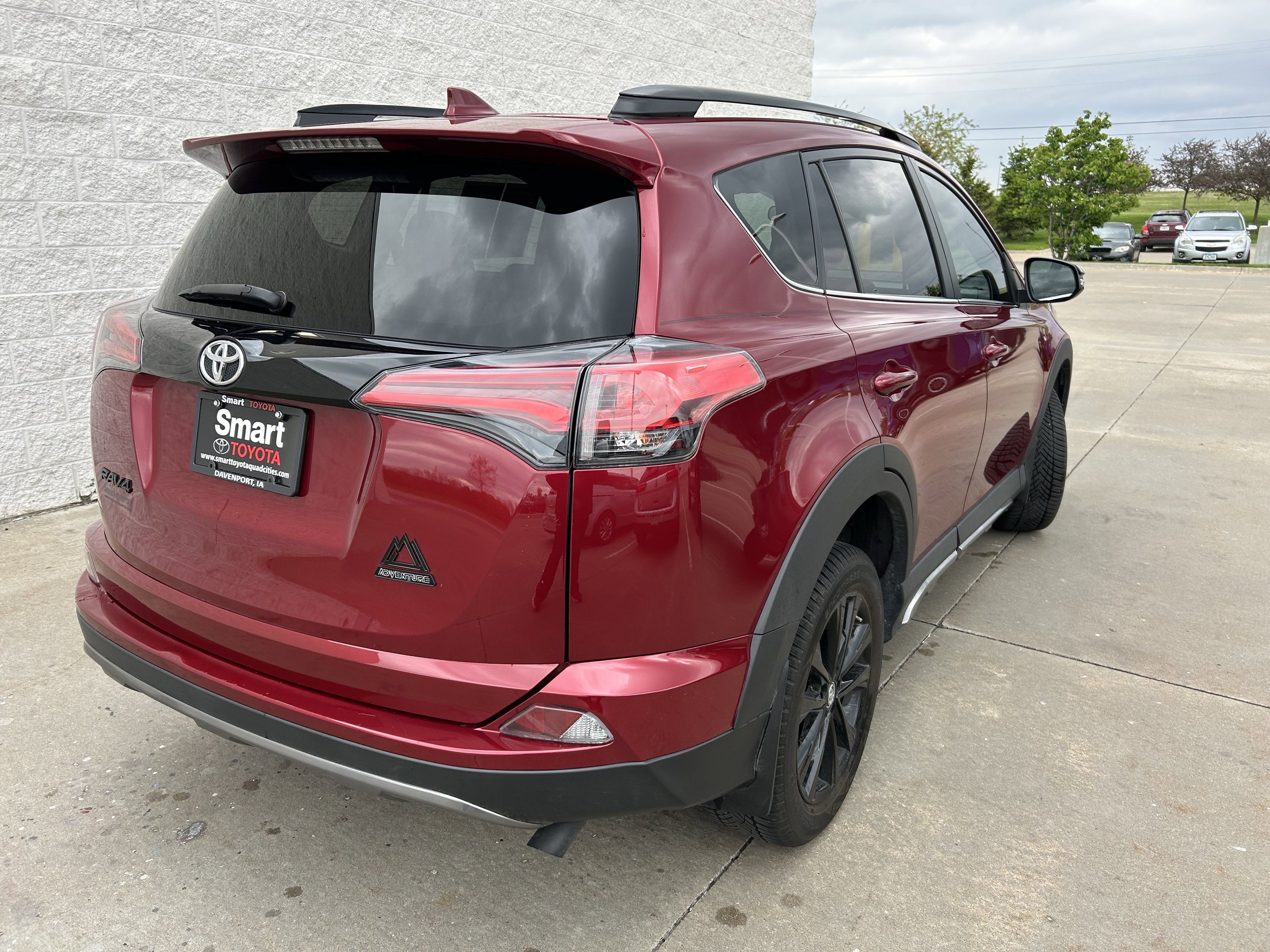 Certified 2018 Toyota RAV4 Adventure FWD image 6