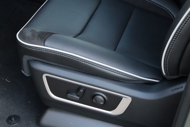 New 2026 RAM 1500 Laramie w/ Night Edition image 18