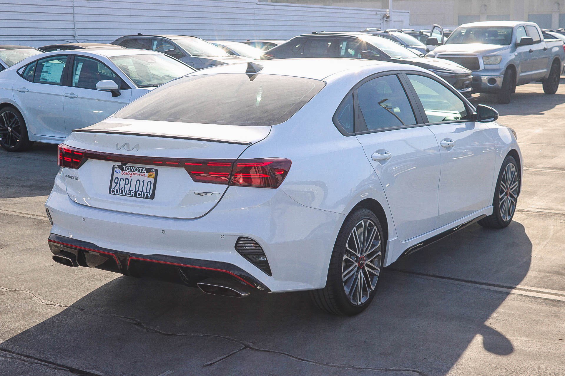 Used 2022 Kia Forte GT image 9