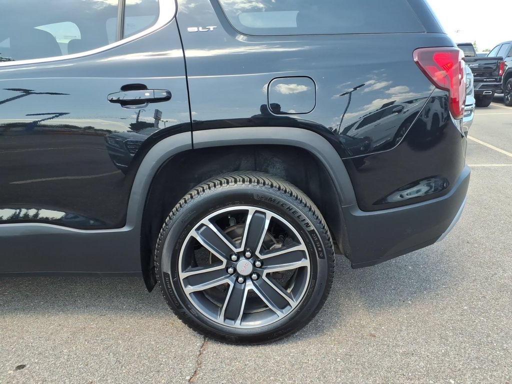 Used 2023 GMC Acadia SLT w/ Technology Package AWD/4WD image 23