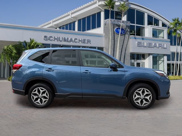 Certified 2023 Subaru Forester Premium AWD/4WD image 8
