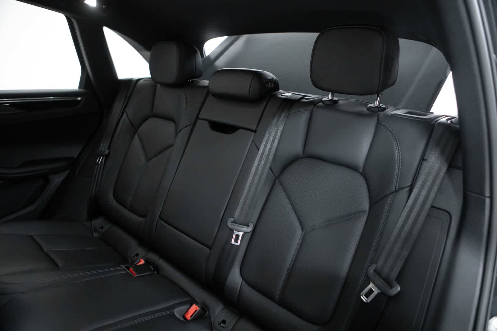 New 2026 Porsche Macan S AWD/4WD image 38