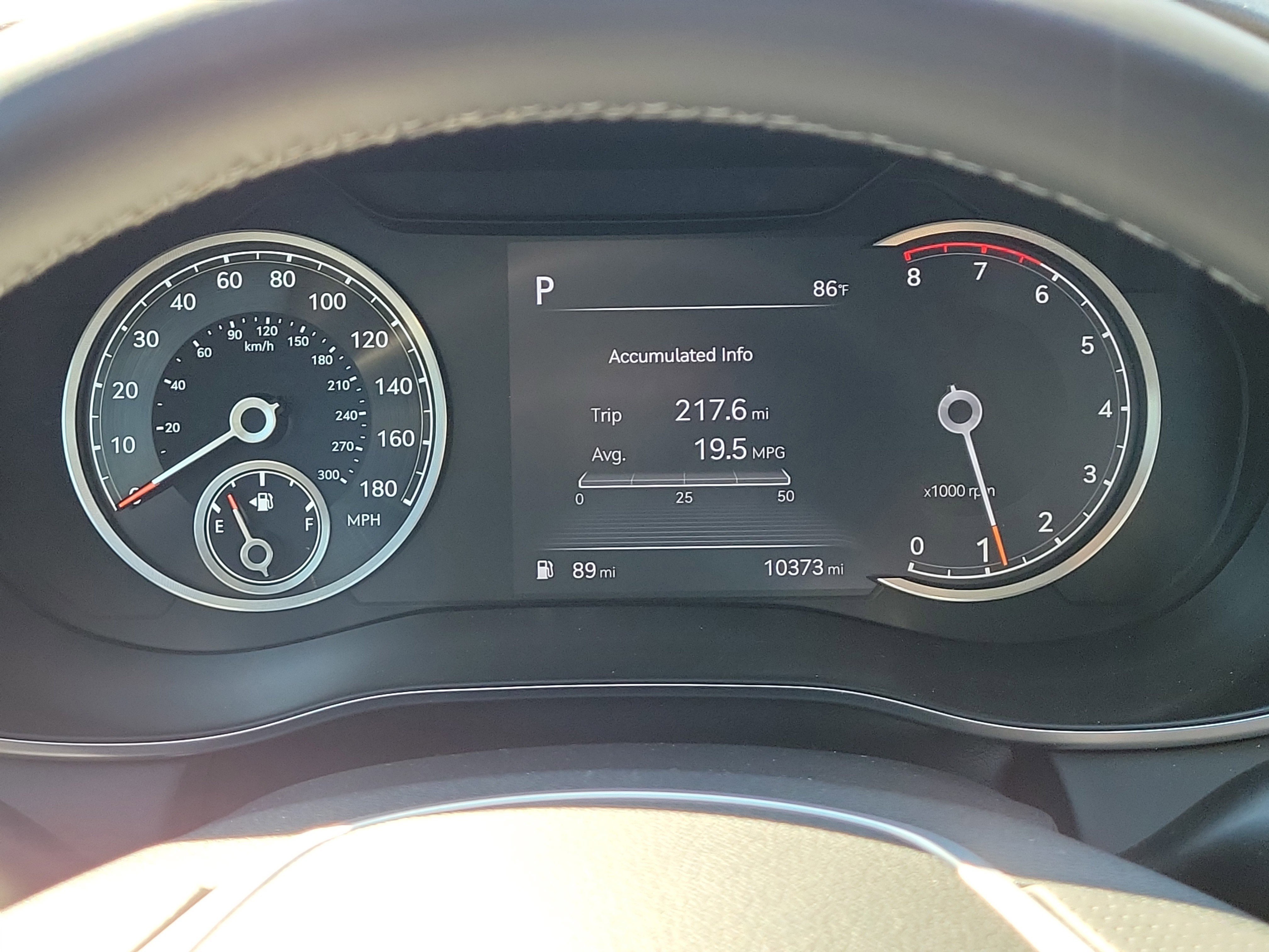 Used 2023 Genesis G70 2.0T image 21