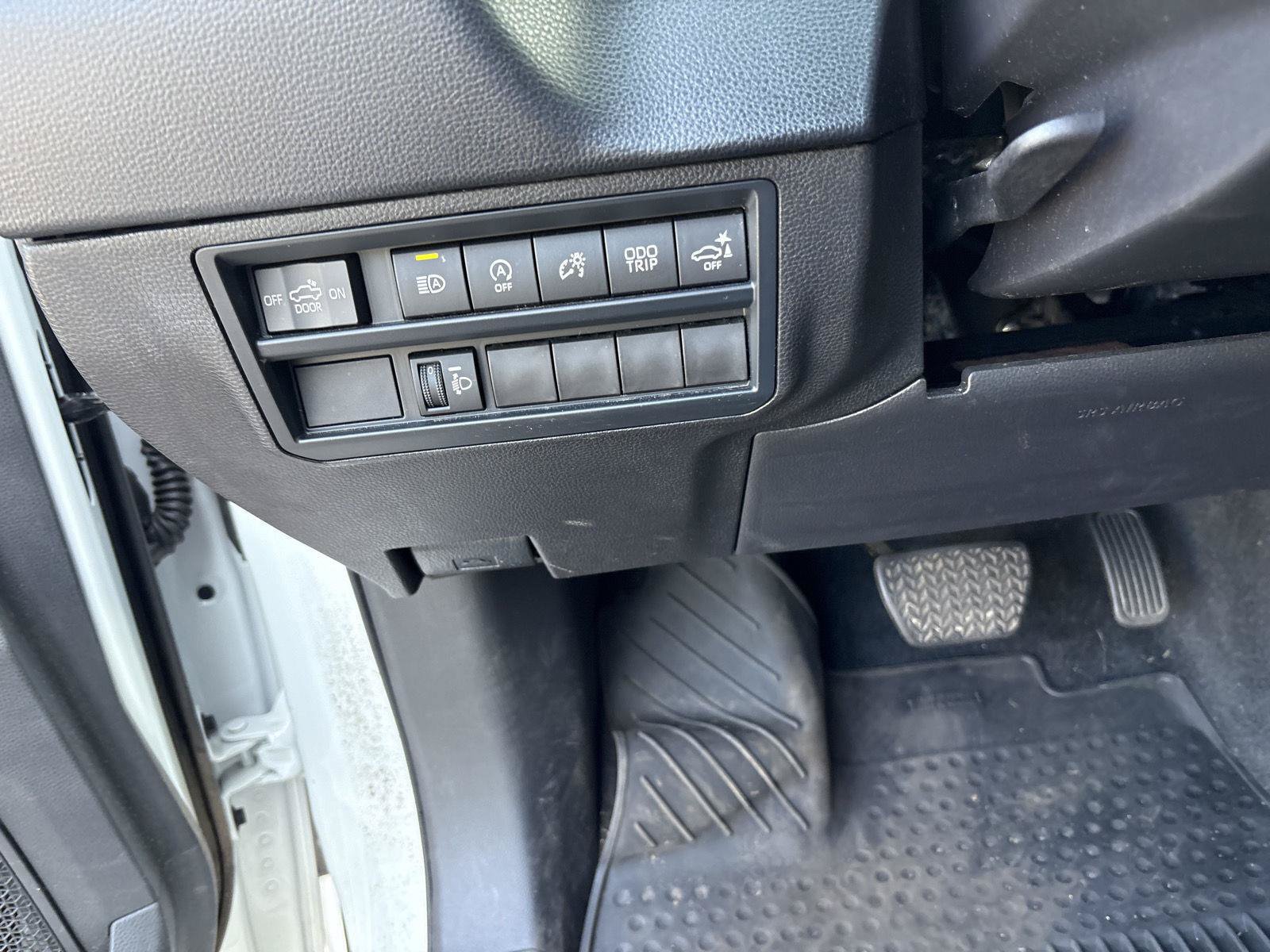 Used 2026 Toyota Tundra SR5 AWD/4WD image 13