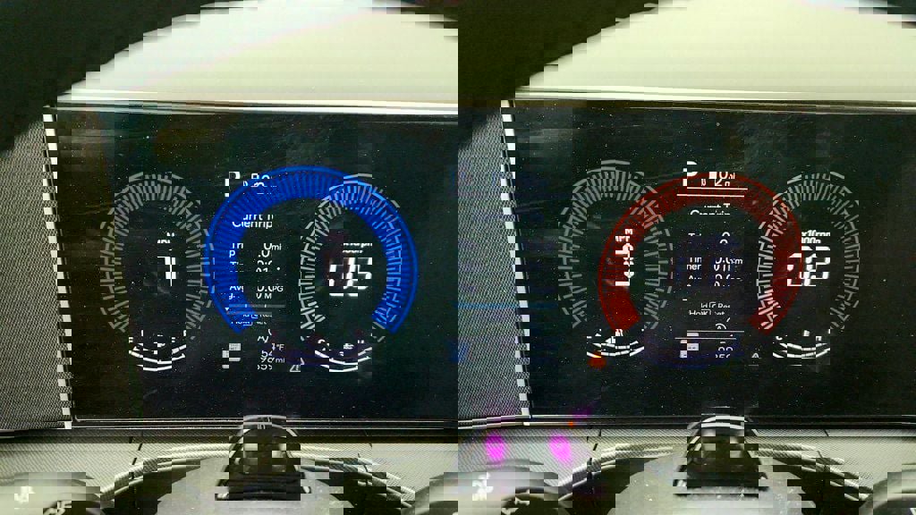 Used 2025 Hyundai Santa Fe XRT image 15