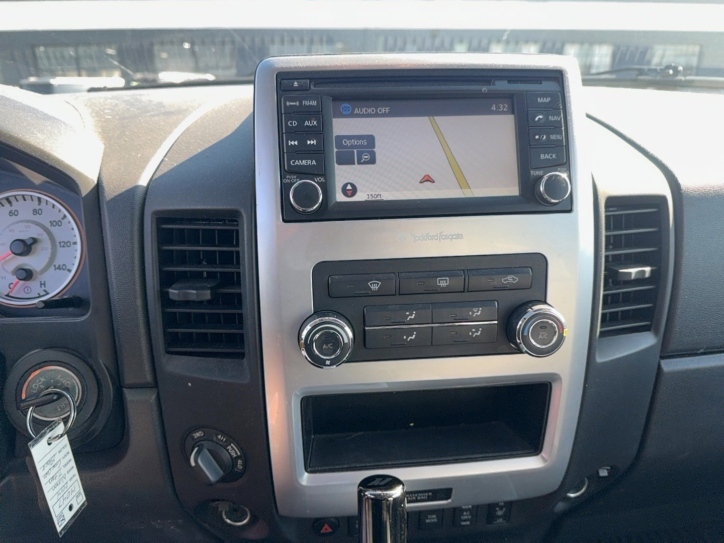 Used 2014 Nissan Titan PRO-4X w/ Pro-4x Luxury Package AWD/4WD image 10