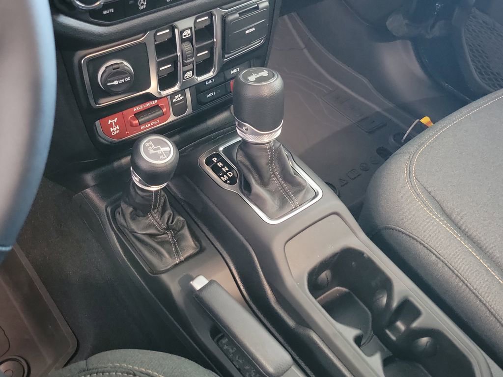 New 2025 Jeep Wrangler Willys image 28