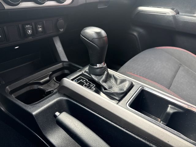 Used 2018 Toyota Tacoma SR5 image 40