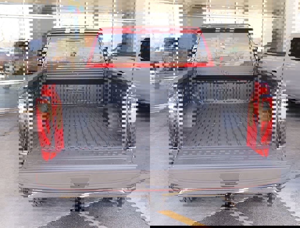 New 2026 GMC Sierra 2500 SLT w/ SLT Premium Package image 29