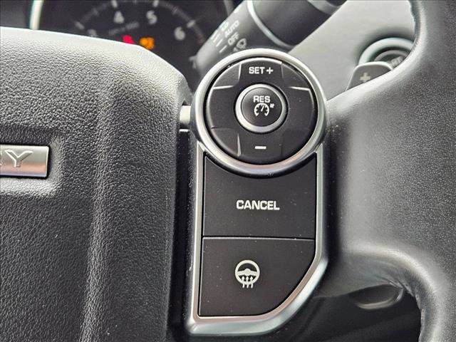 Used 2017 Land Rover Discovery First Edition image 10