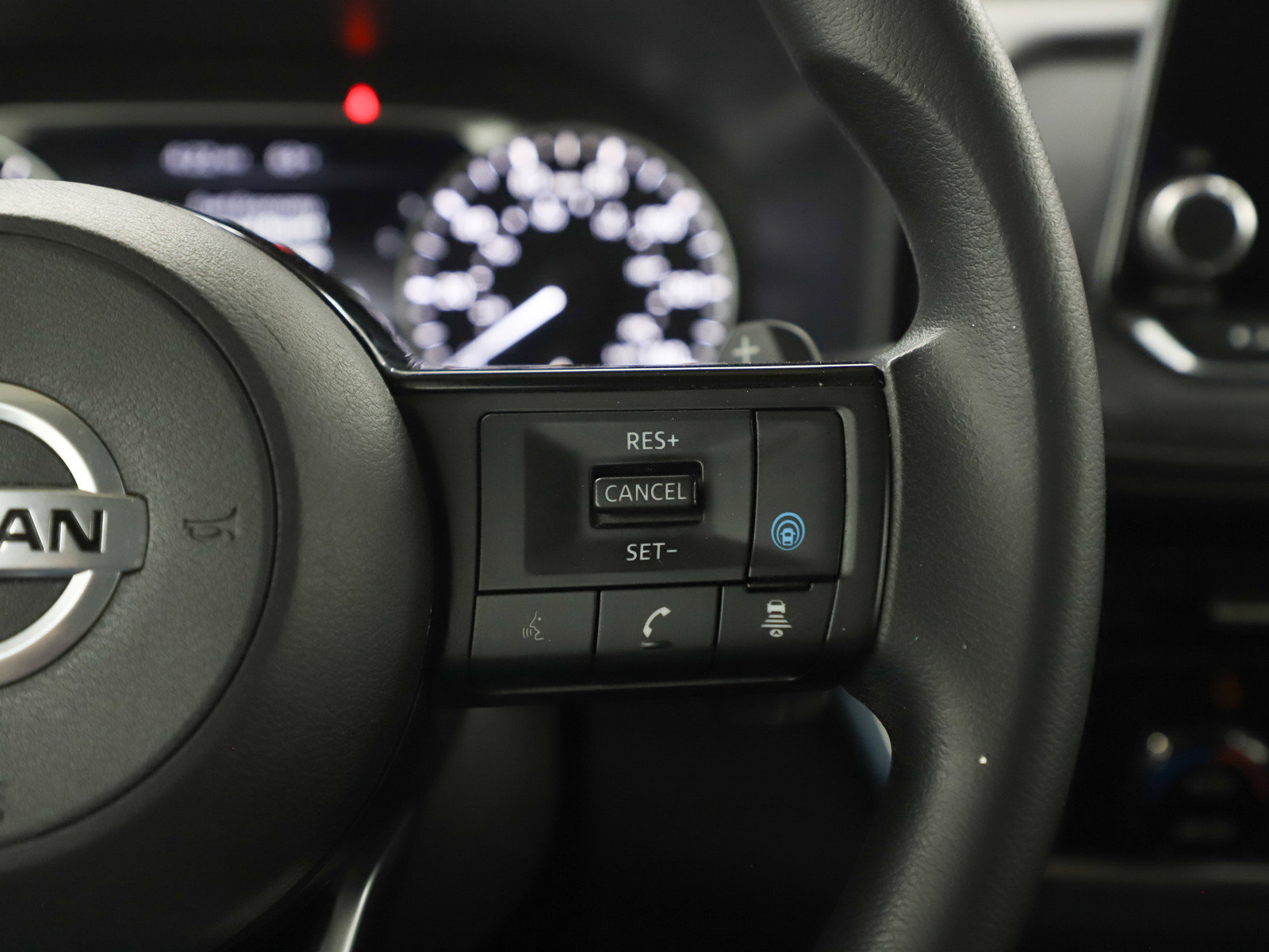 Used 2021 Nissan Rogue SV image 27