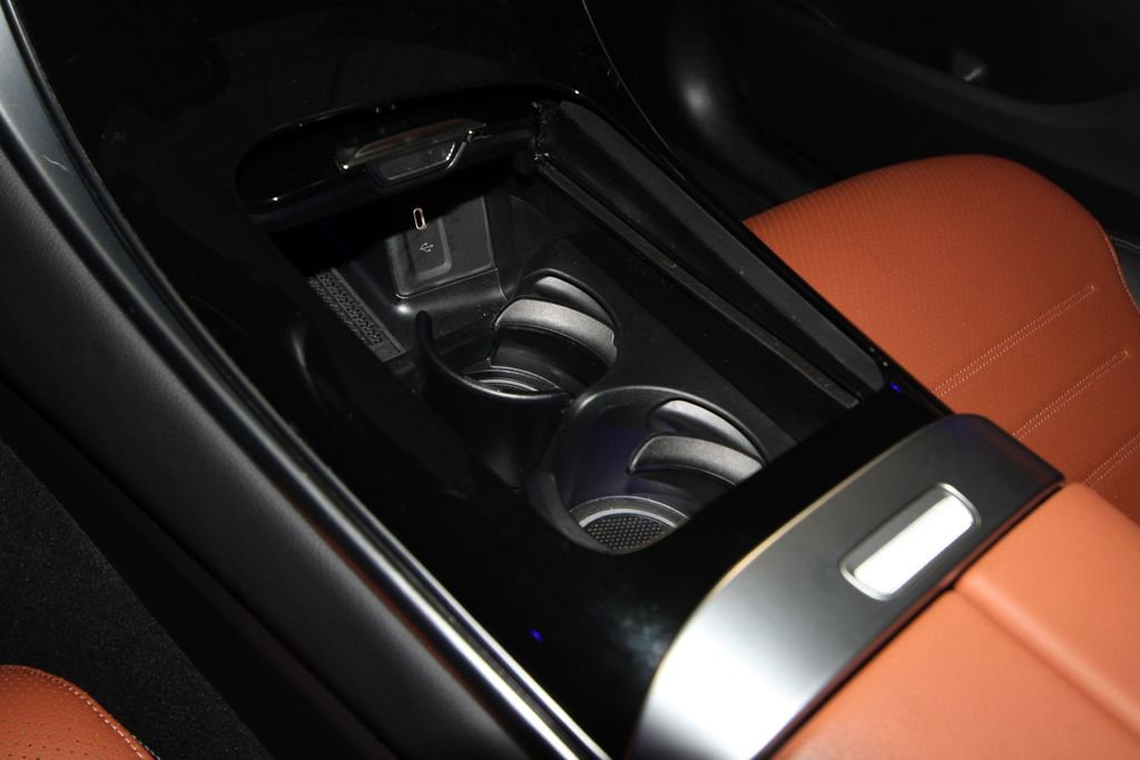 Used 2023 Mercedes-Benz GLC 300 image 17