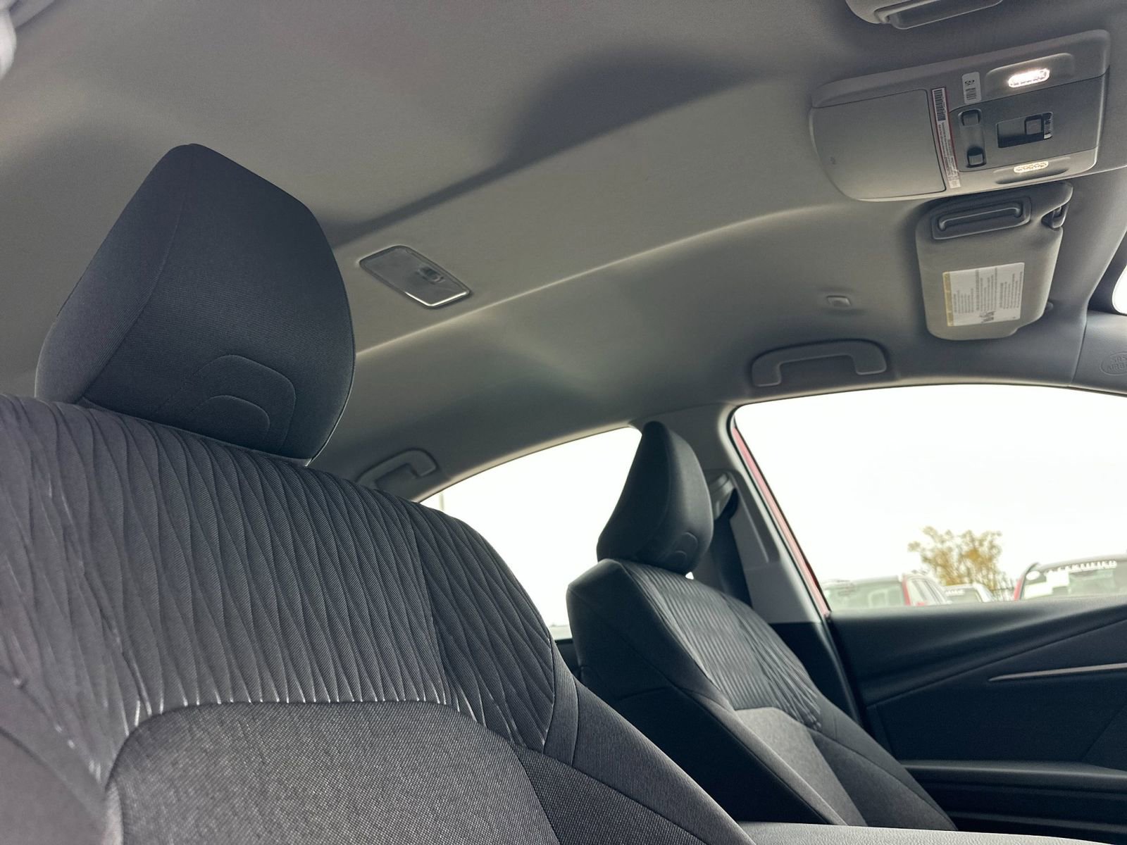 Used 2025 Toyota Camry LE w/ Convenience Package image 17