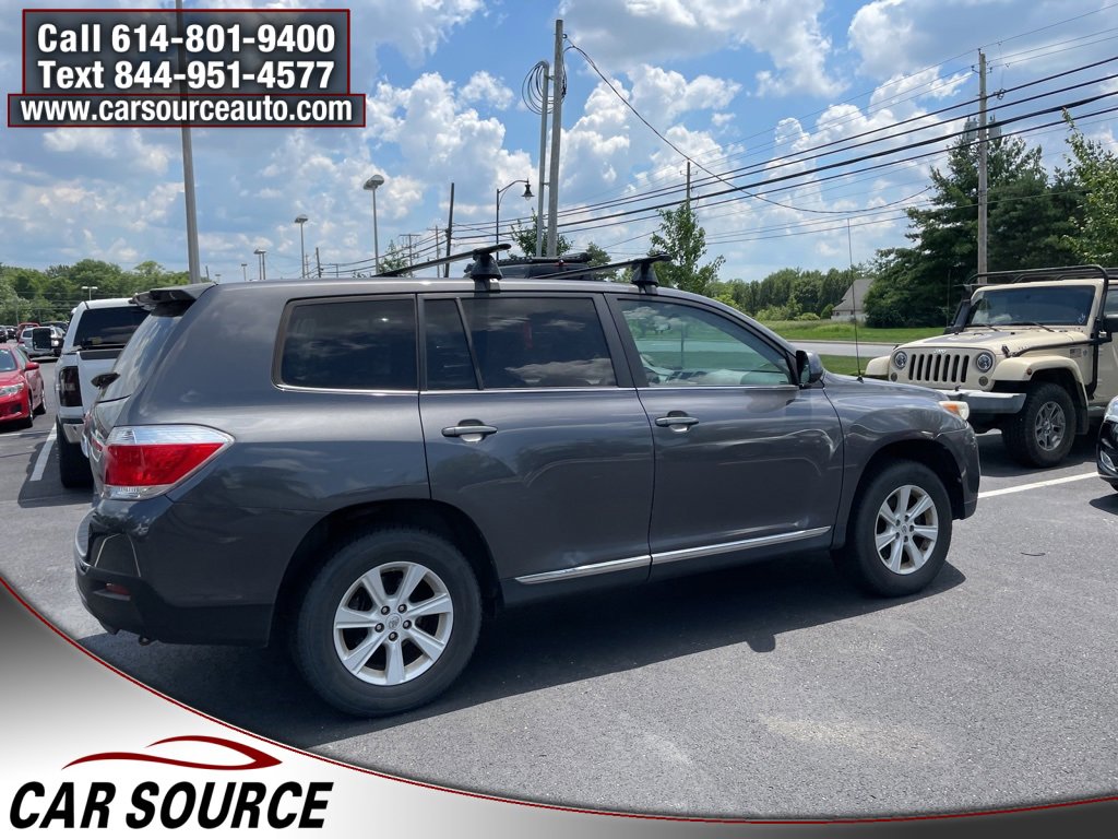 Used 2012 Toyota Highlander FWD image 11