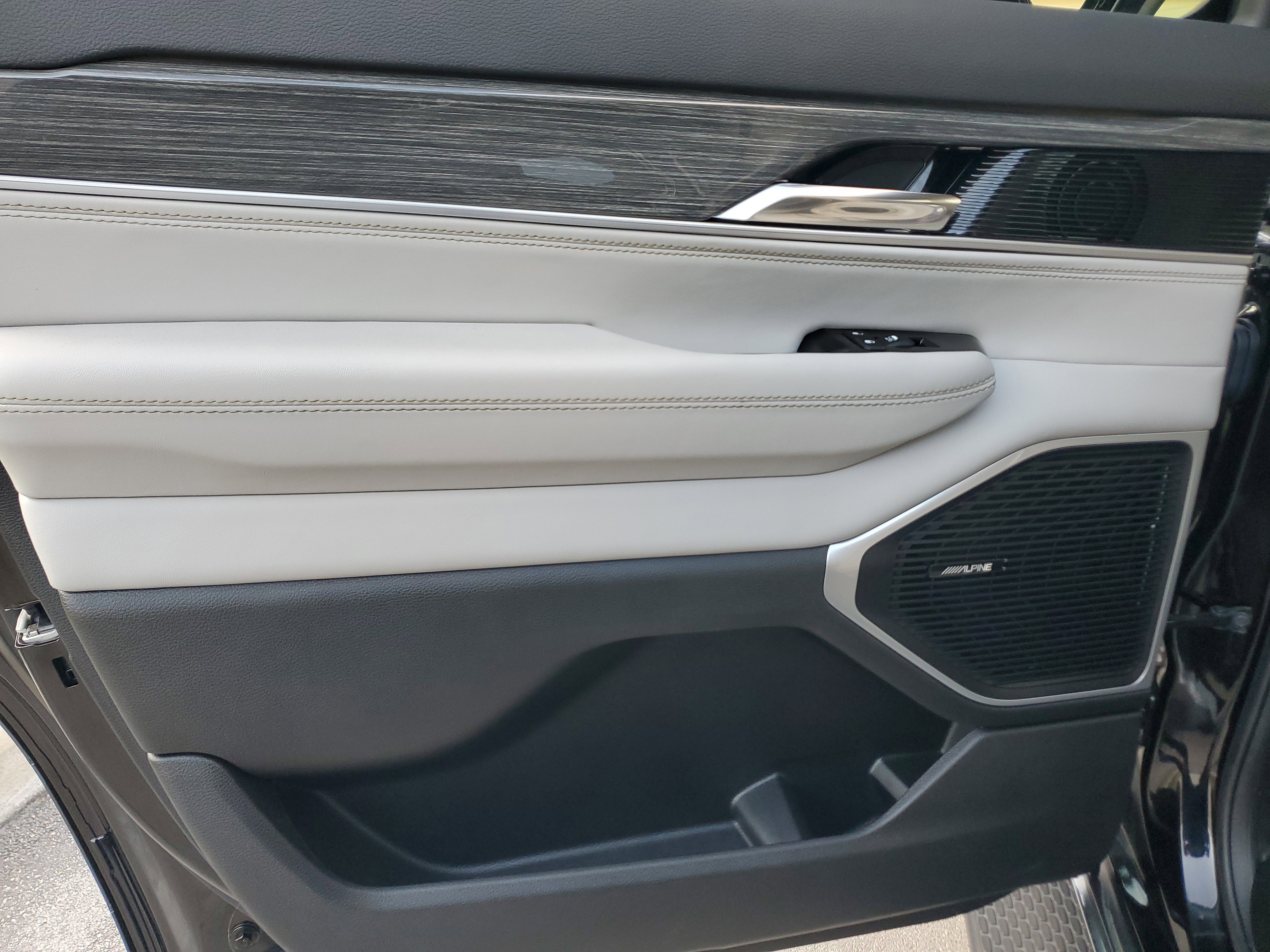 Used 2022 Jeep Wagoneer Series III w/ Convenience Group I image 22