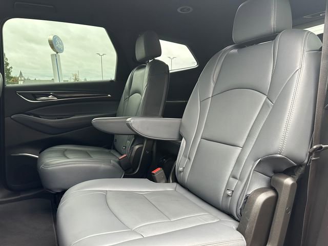 Used 2024 Buick Enclave Premium image 20