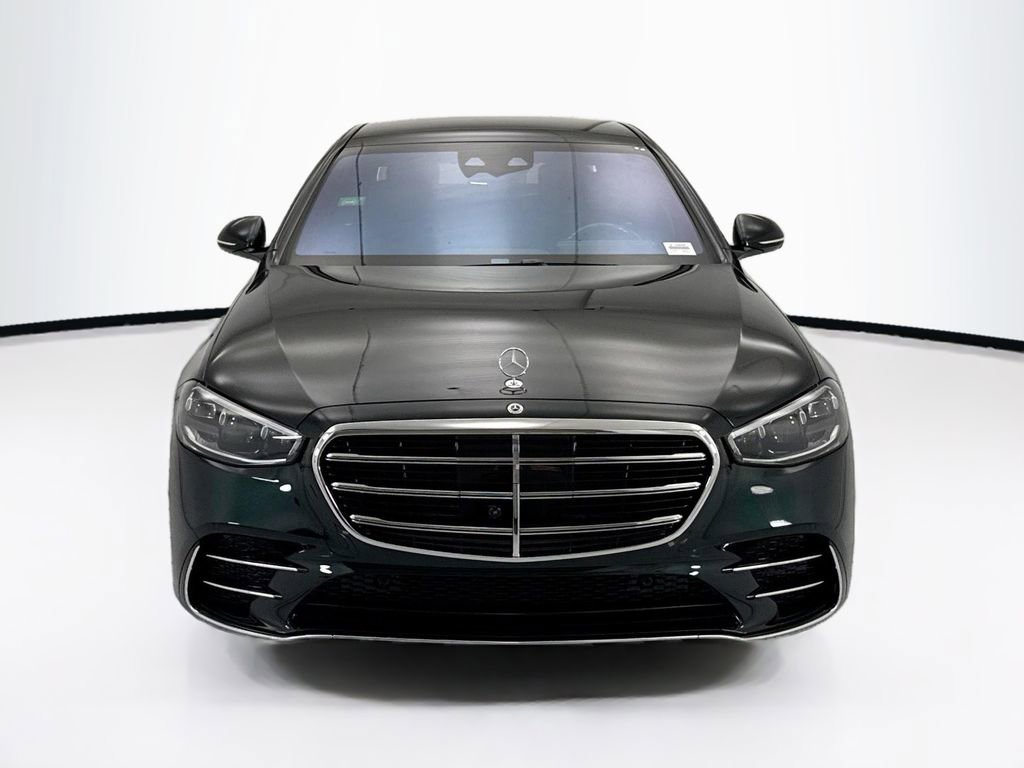 New 2026 Mercedes-Benz S 580e 4MATIC Sedan image 2