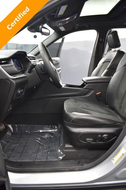 Certified 2023 Jeep Grand Cherokee Altitude image 9