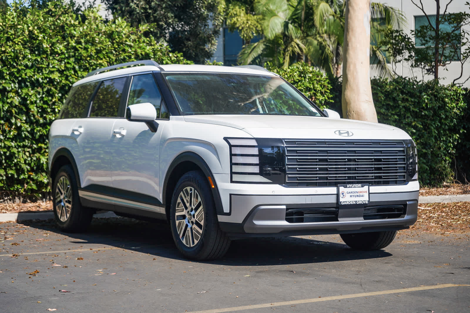 New 2026 Hyundai Palisade FWD Hybrid image 3