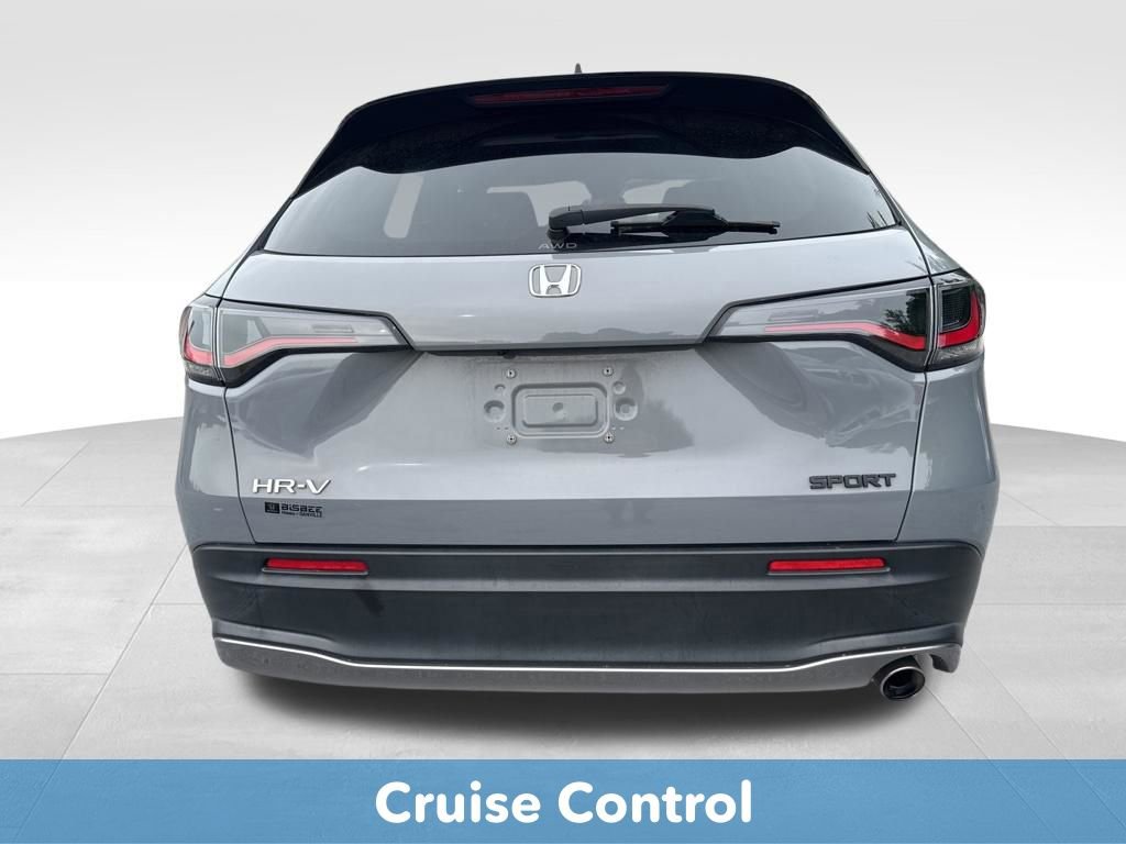 Used 2023 Honda HR-V Sport image 8