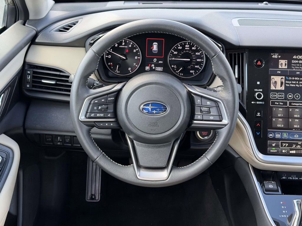 Used 2025 Subaru Outback Premium image 21