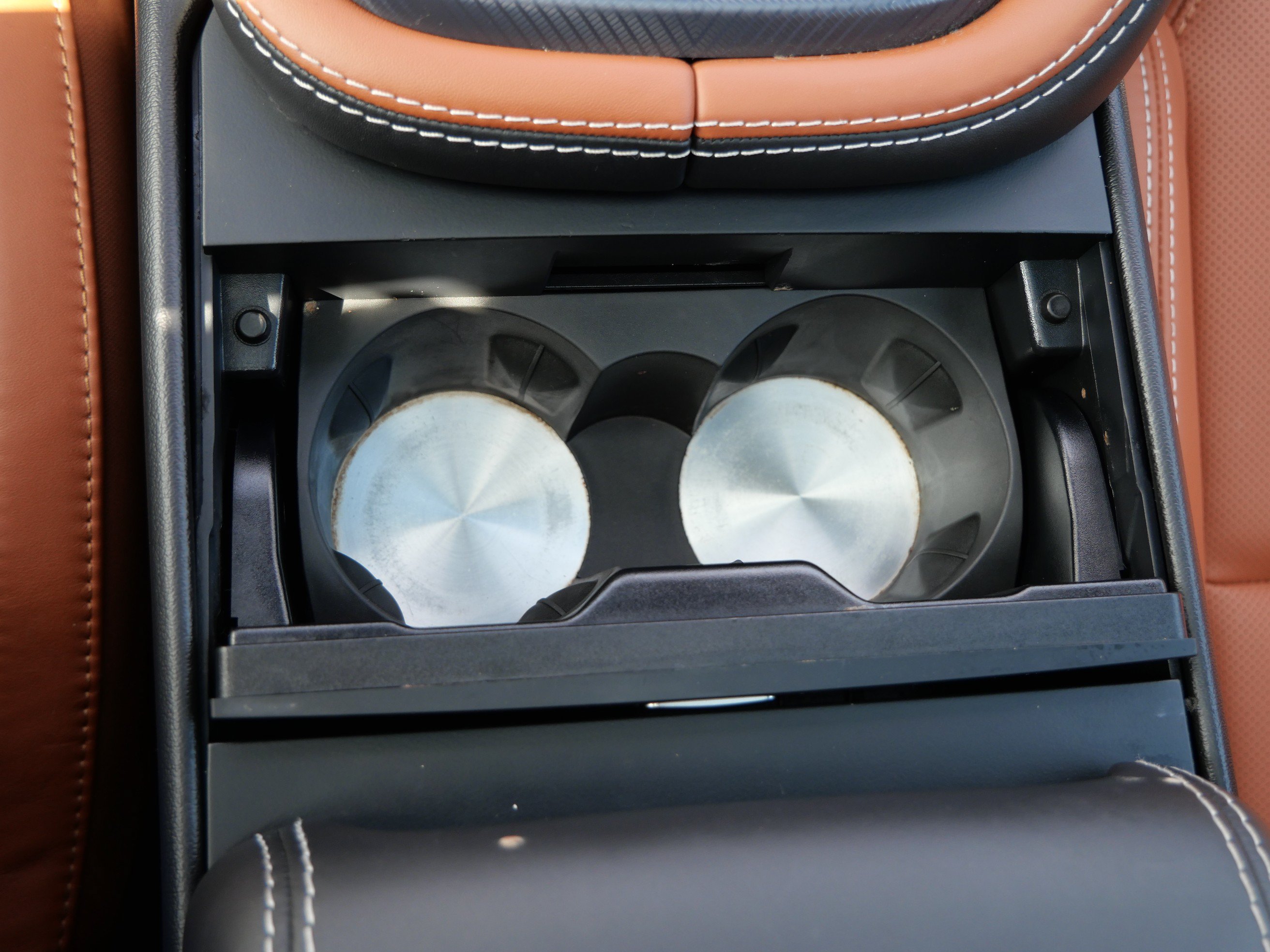 Certified 2023 Jaguar F-TYPE R-Dynamic AWD/4WD image 18