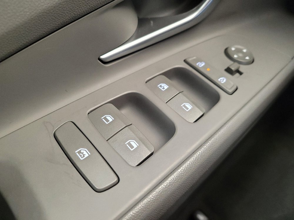 Used 2024 Hyundai Elantra SEL image 27