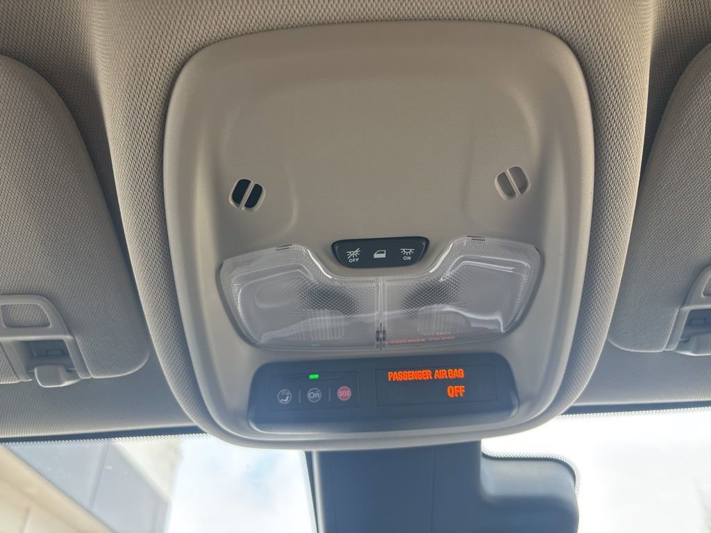 Certified 2024 Buick Encore GX Preferred image 33