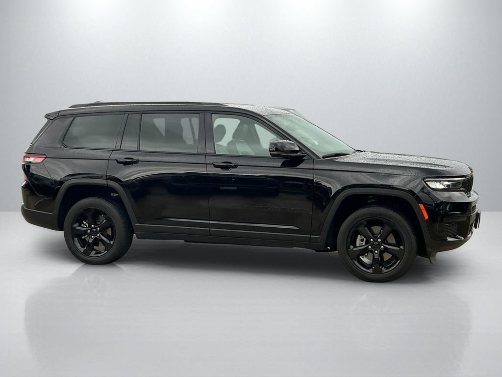 Used 2024 Jeep Grand Cherokee L Altitude AWD/4WD image 4