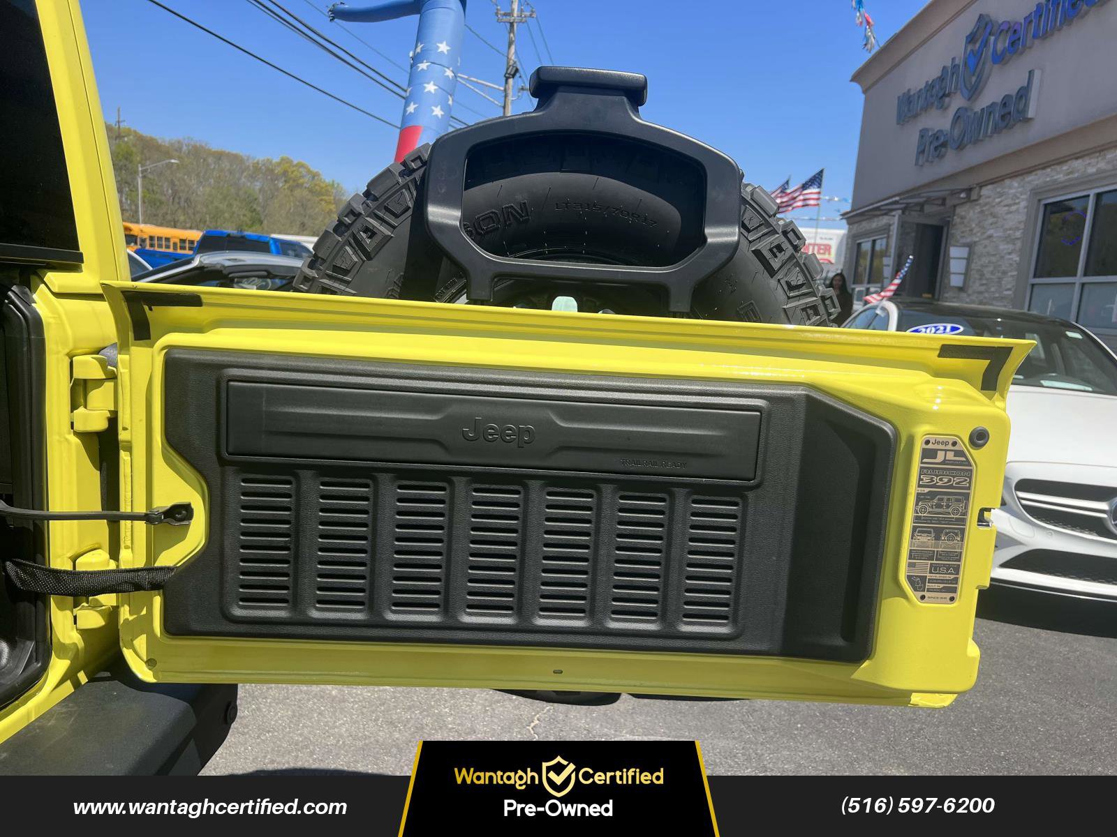 Used 2022 Jeep Wrangler Unlimited Rubicon w/ Xtreme Recon 35" Tire Package image 10