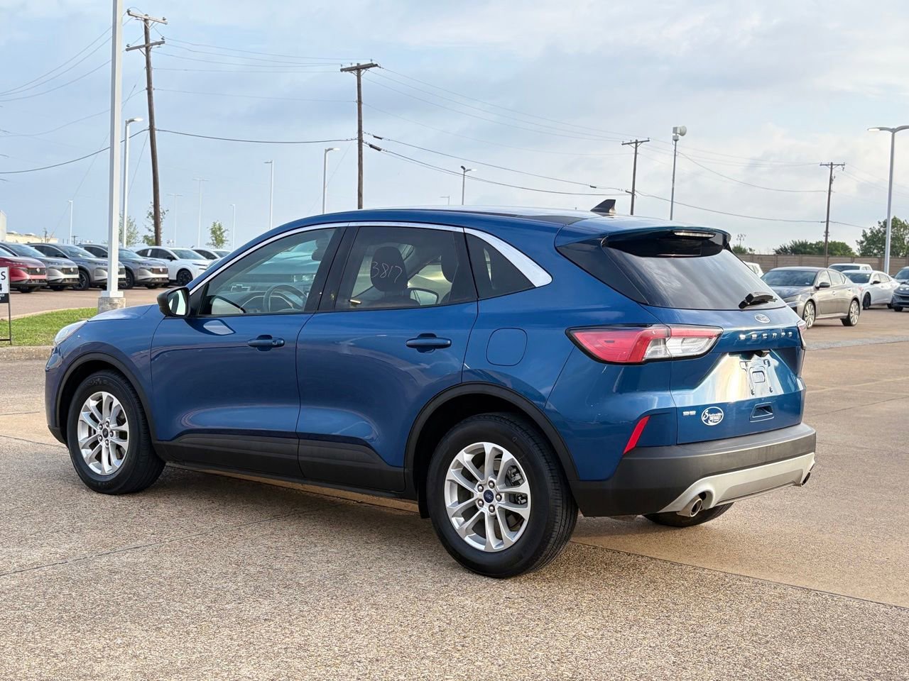 Used 2022 Ford Escape SE FWD image 5