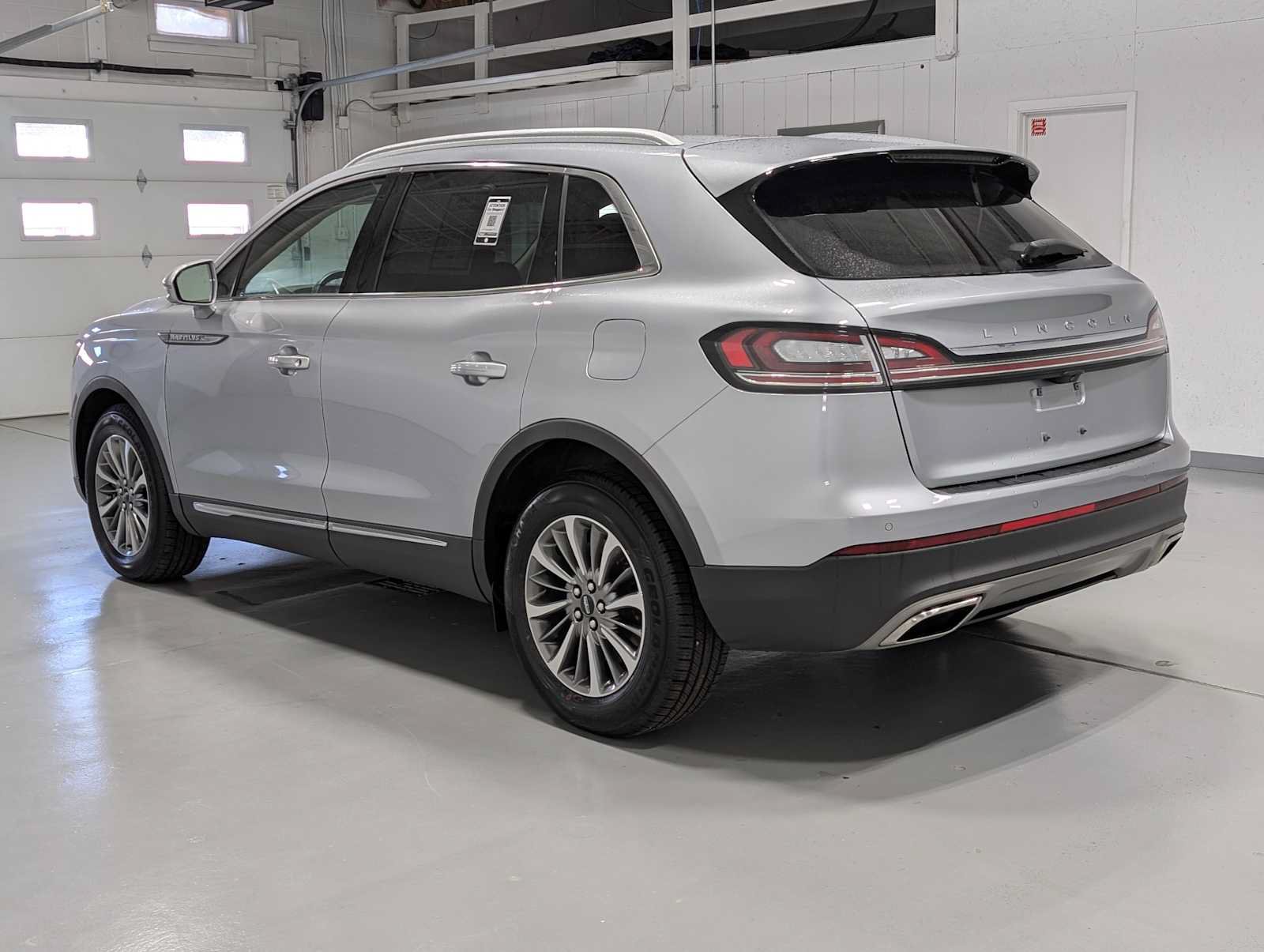 Certified 2023 Lincoln Nautilus AWD w/ Premium Package image 10