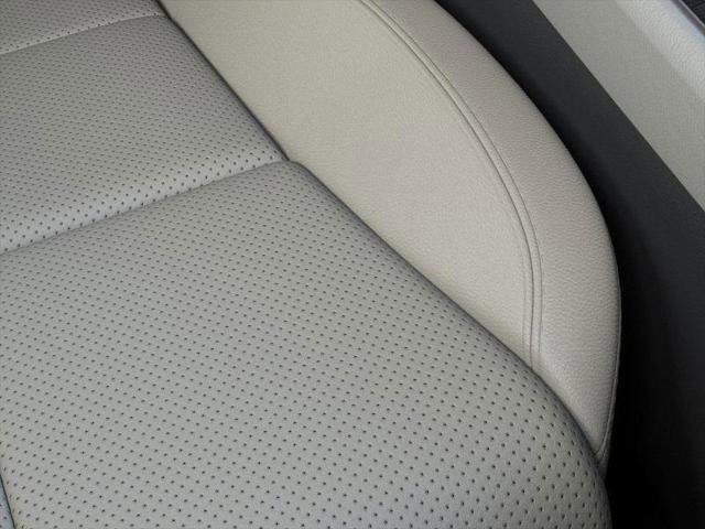 New 2025 Lincoln Aviator AWD image 16