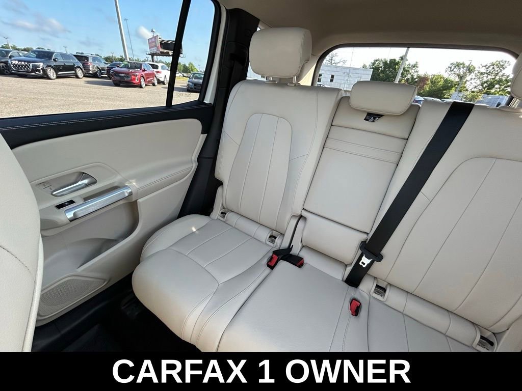 Used 2023 Mercedes-Benz GLB 250 4MATIC image 12