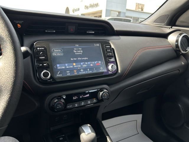 Used 2024 Nissan Kicks SR w/ Interior Electronics Package FWD image 29