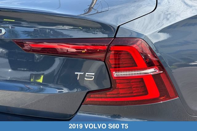 Used 2019 Volvo S60 T5 Momentum w/ Premium Package FWD image 29