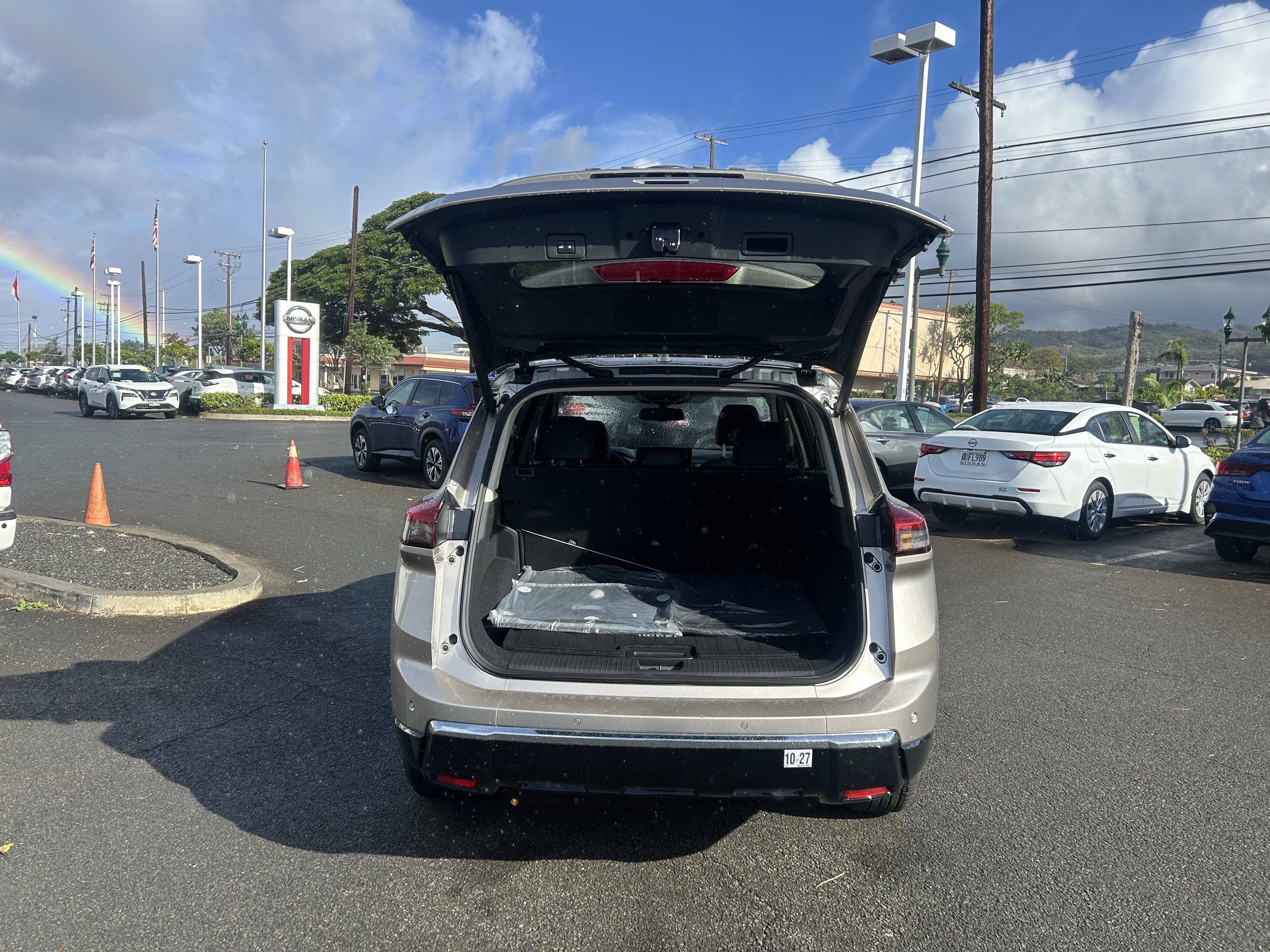 New 2026 Nissan Rogue Platinum image 11