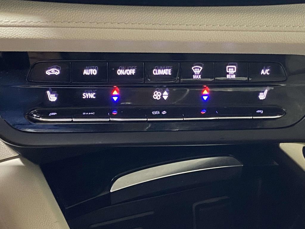 Used 2022 Buick Envision Preferred FWD image 30