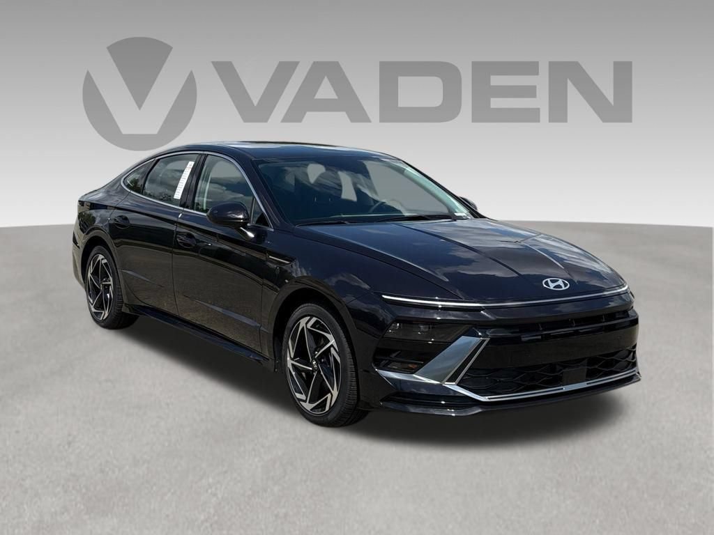 New 2026 Hyundai Sonata SEL FWD image 1