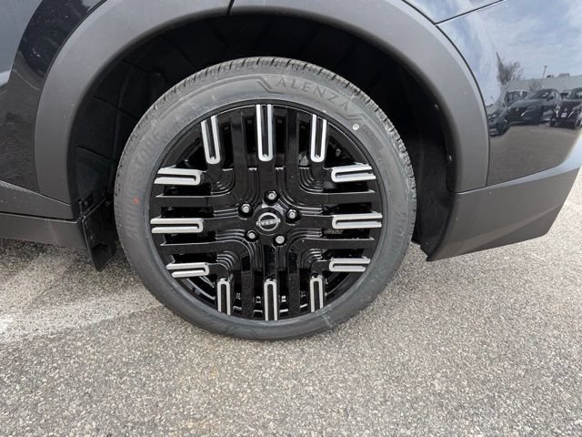 New 2026 Nissan Leaf Platinum+ w/ Floor Mat Package (Platinum+) FWD image 12