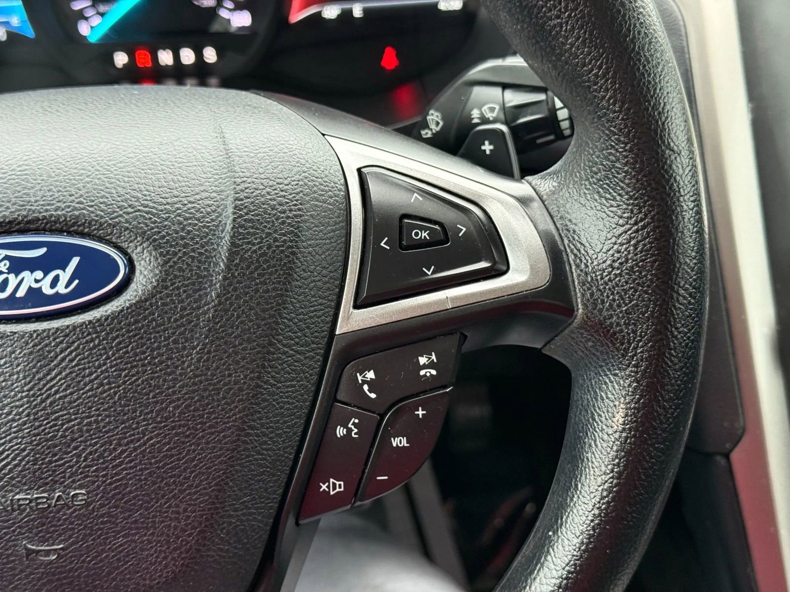 Used 2018 Ford Fusion SE w/ Fusion SE Technology Package image 21