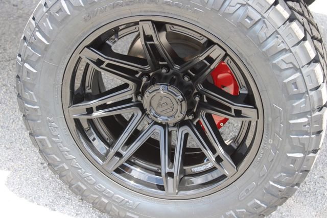 Used 2022 GMC Sierra 2500 Denali w/ Denali Black Diamond Edition image 31