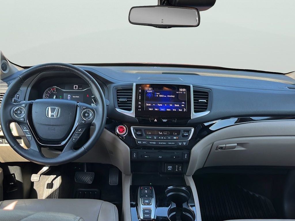 Used 2017 Honda Pilot Touring image 9