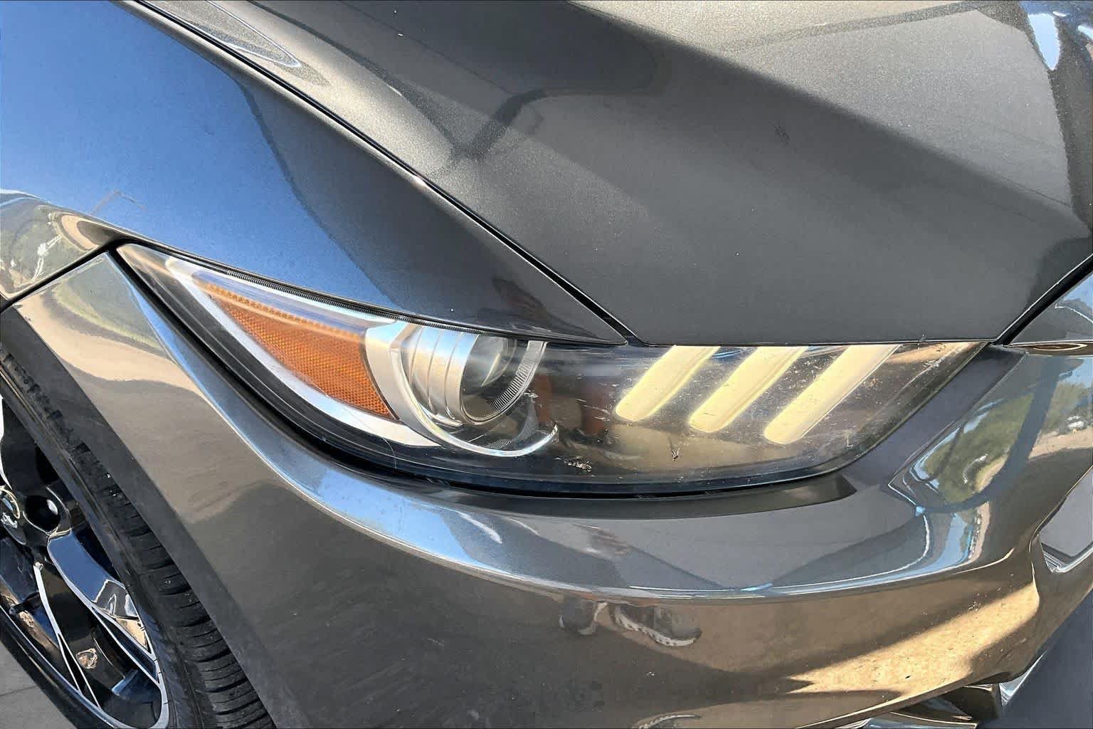 Used 2017 Ford Mustang GT Premium RWD image 28