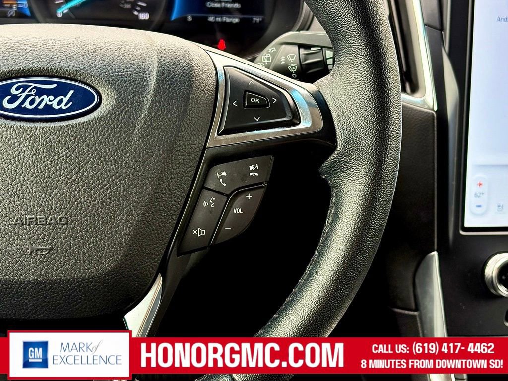 Used 2024 Ford Edge Titanium AWD/4WD image 29