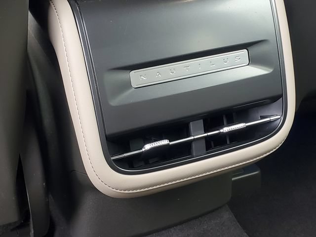 Certified 2024 Lincoln Nautilus Premier AWD/4WD image 29