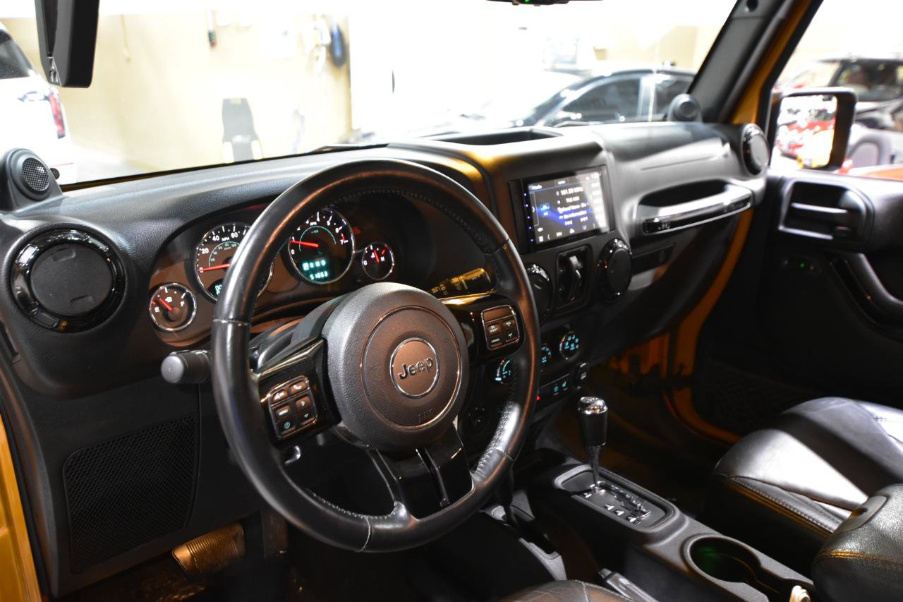Used 2014 Jeep Wrangler Unlimited Sahara AWD/4WD image 16