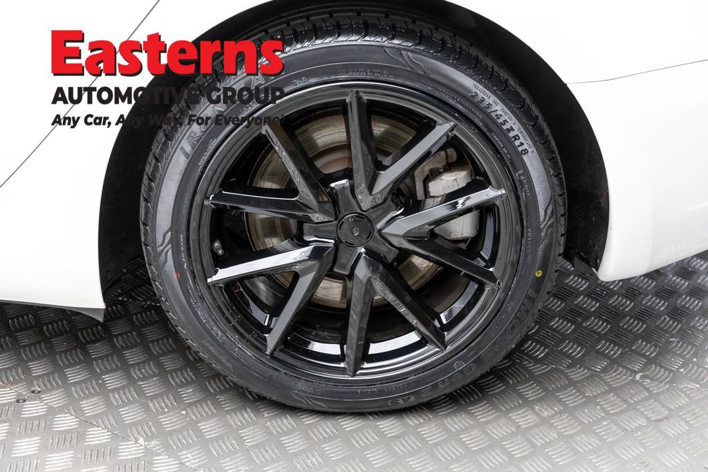 Used 2023 Tesla Model 3 Standard Range RWD image 8