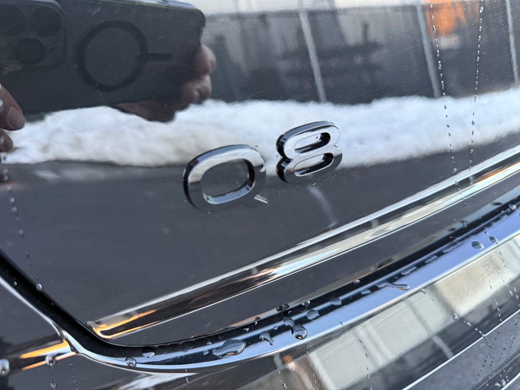New 2026 Audi Q8 Premium Plus image 9